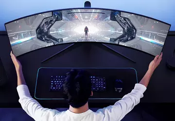 Samsung kündigt den weltweit ersten 8K-Monitor ...