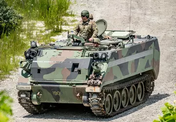 Spanien liefert neues Waffenpaket an die ...