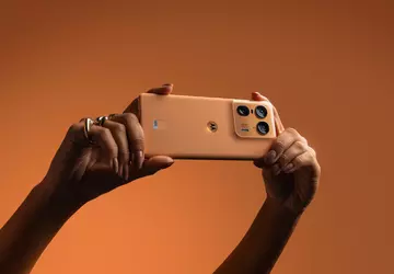 Motorola Edge 50 Ultra: 144Hz POLED-Display, ...