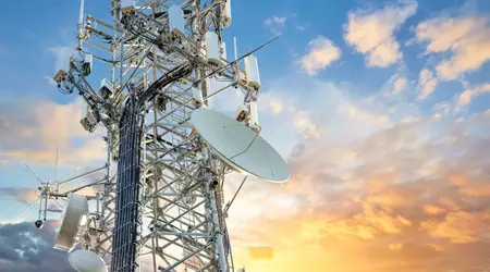 Der Chinese stahl die Chips der Basisstation für 45.000 Dollar, verkaufte sie für 900 Dollar und gab das gesamte Geld für Glücksspiele aus