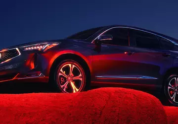 Acura verlangsamt den Übergang zur elektrischen ...