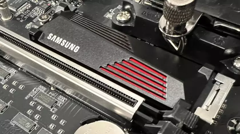 990 PRO gegenüber SN850X