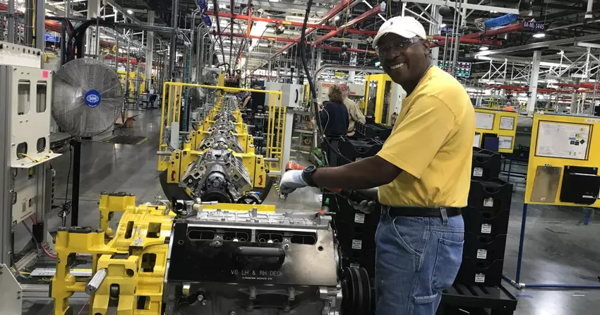 U-Turn in Bewegung: General Motors investiert 888 Millionen Dollar in die Motorproduktion im Werk in New York