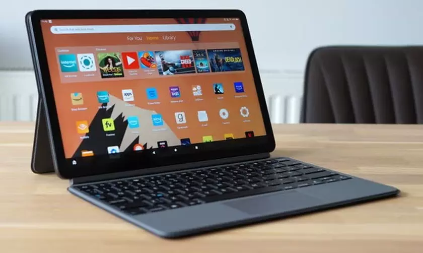 Amazon Fire Max 11 Tablet Manga lesen