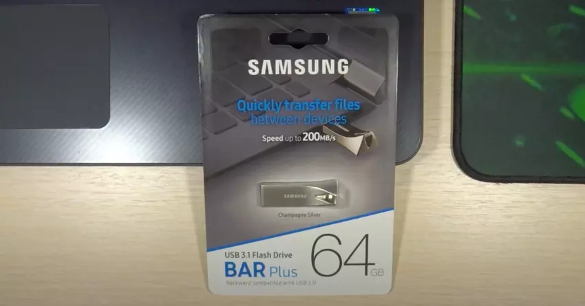 Samsung BAR Plus 64GB usb für DJs