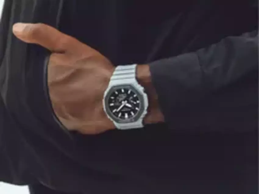 Casio GA-B2100LUU Urban Utility Serie Uhr