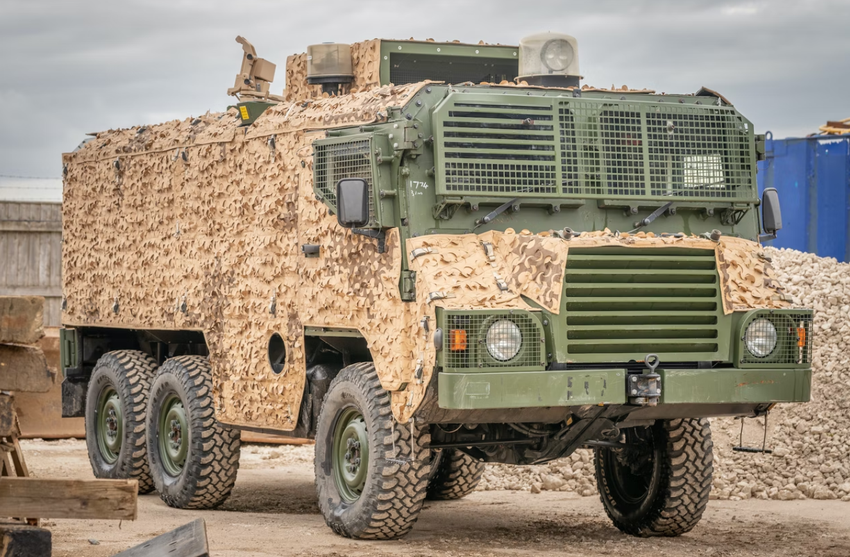 Streitkräfte der Ukraine zeigten das österreichische Panzerfahrzeug Pinzgauer Vector