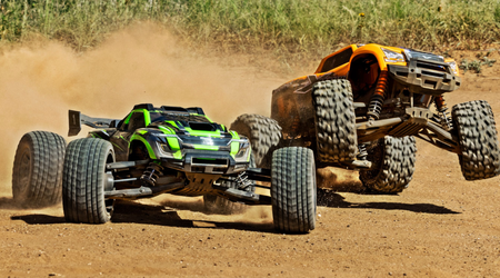 Der brandneue XRT von Traxxas - Rennsport-inspiriertes Design und Technik trifft auf X-Maxx Power