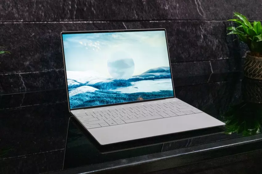 Dell XPS 13 Plus versucht, den Laptop mit fragwürdigen Funktionen weiterzuentwickeln