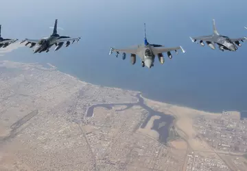 Die USA haben F-16 Fighting Falcon-Kampfjets ...