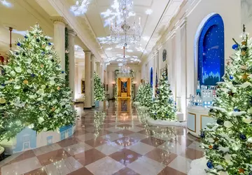 Google Street View zeigt jetzt Weihnachtsdekoration ...