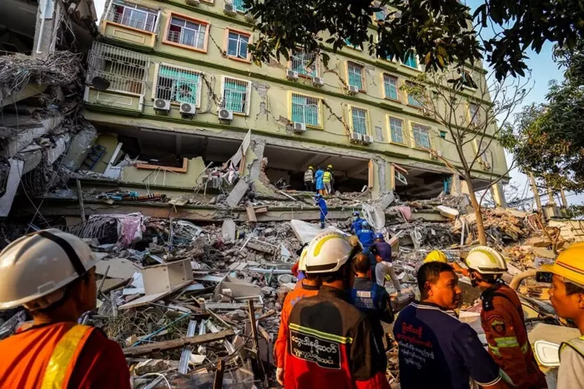 Starkes Erdbeben in Myanmar