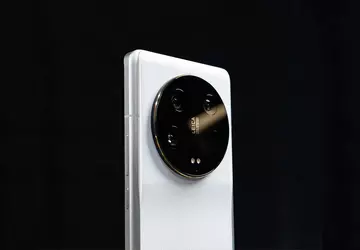 QHD+ AMOLED-Panel mit 120Hz, Snapdragon 8 ...