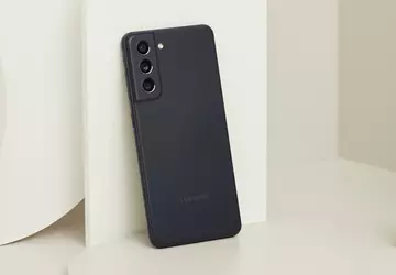 Das Samsung Galaxy S21 FE ist ...