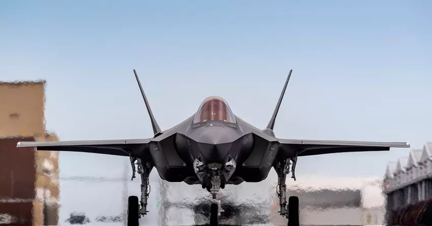 Lockheed Martin will noch in diesem Jahr einen Vertrag über die Produktion von Hunderten neuer F-35 Lightning II-Kampfflugzeuge der fünften Generation unterzeichnen