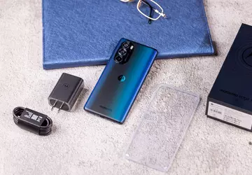 Moto Edge X30 mit Snapdragon 8 ...