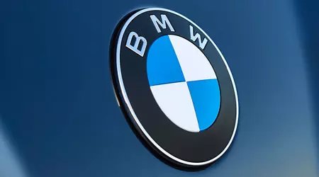 BMW hat ein aktualisiertes Emblem enthüllt und kaum jemand hat es bemerkt