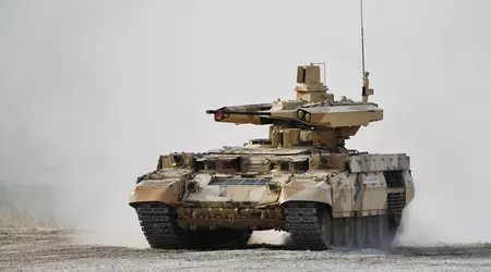 Billige FPV-Drohnen trafen ein seltenes russisches Terminator-Kampfunterstützungsfahrzeug und den T-80-Panzer, der versuchte, es zu evakuieren