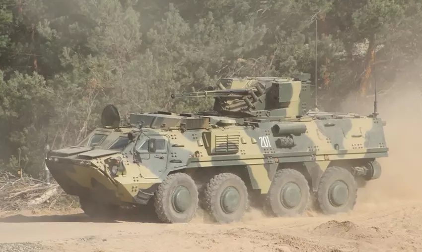 Ukrainisches Militär enthüllt seltenen BTR-4 "Bucephalus" im Wert von bis zu 1.600.000 Dollar