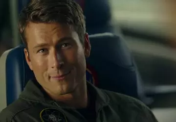 Top Gun"-Star Glen Powell deutet einen ...