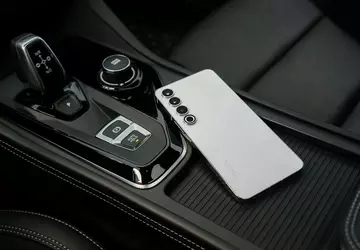 Galaxy S23-ähnliches Design und Drei-Module-Kamera: Meizu ...