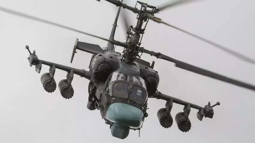 Fallschirmjäger von Nikolaev haben den russischen Ka-52 "Aligator" abgeschossen: Ein solcher Hubschrauber kostet 16.000.000 Dollar