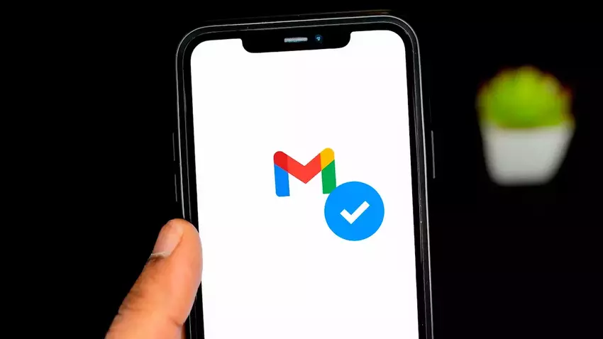 Blaue Kontrollkästchen haben den Tag nicht gerettet: Betrüger haben gelernt, die "offizielle" E-Mail-Prüfung zu umgehen