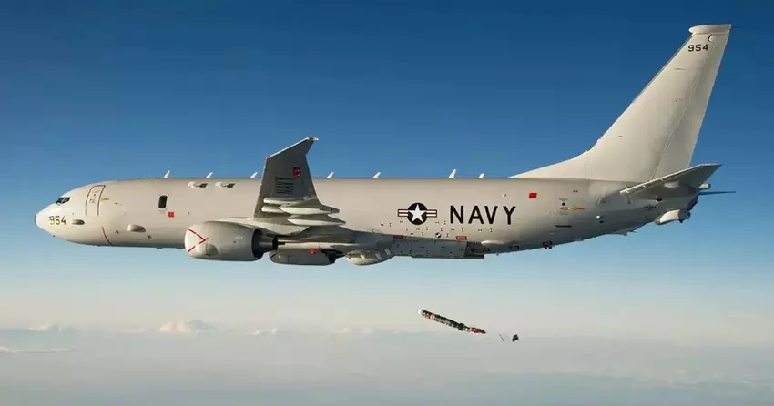 Das Patrouillenflugzeug P-8A Poseidon wird in der Lage sein, U-Boote durch den Abwurf von U-Boot-Torpedos des Typs Mk 54 mit einer Reichweite von bis zu 65 km zu zerstören