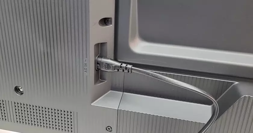 TCL 65" Klasse Displays für Kirchengemeinde