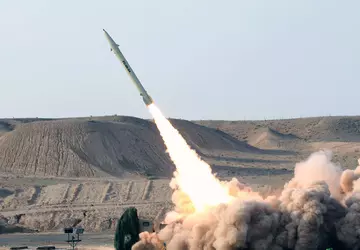 Wenn der Iran ballistische Raketen vom ...