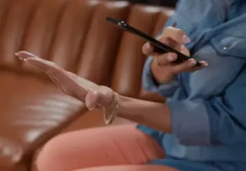 Amazon One: Bezahlen mit der Handfläche ...