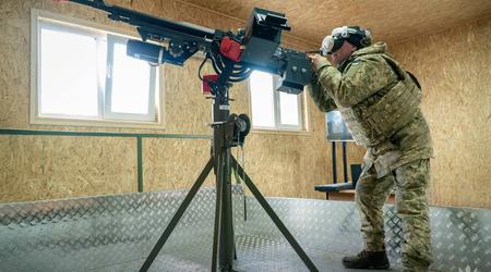 Körperpanzer, VR-Helm und Maschinengewehr: Wie die ukrainischen Streitkräfte mobilisierte Personen virtuell und real auf den Kampf vorbereiten
