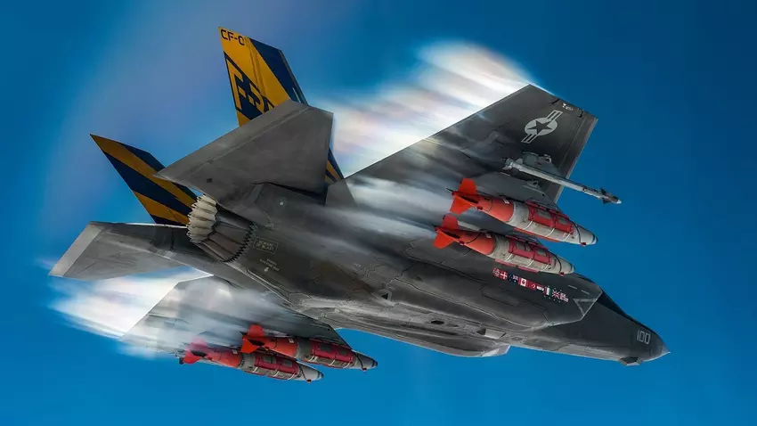 Pratt & Whitney hat im Rahmen eines 1,05-Milliarden-Dollar-Vertrags Geld für die Produktion von F135-Triebwerken für 118 F-35 Lightning II-Kampfjets der fünften Generation erhalten.
