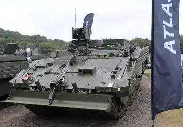 Die britische Armee stellte auf der ...