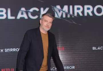 Der "Black Mirror"-Autor Charlie Brooker hat ...