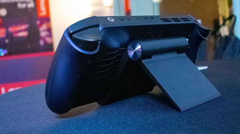 Lenovo Legion Go S (SteamOS) tragbarer Spielecomputer