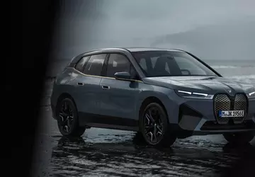 Dual 619 PS, 566 km Reichweite ...