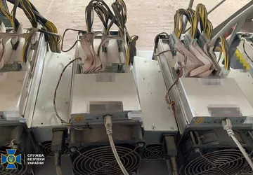 Eine unterirdische Bergbaufarm in Odessa hat ...