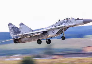 Ukraine erhält möglicherweise 11 MiG-29-Kampfflugzeuge im ...