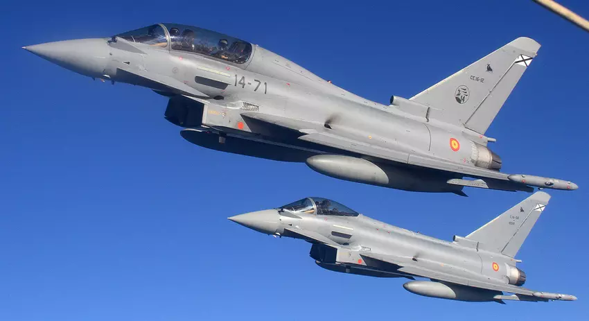 Spanien kauft 25 Eurofighter Typhoon-Kampfflugzeuge im Wert von 1,5 Mrd. Dollar als Ersatz für ältere F/A-18 Hornet-Jets