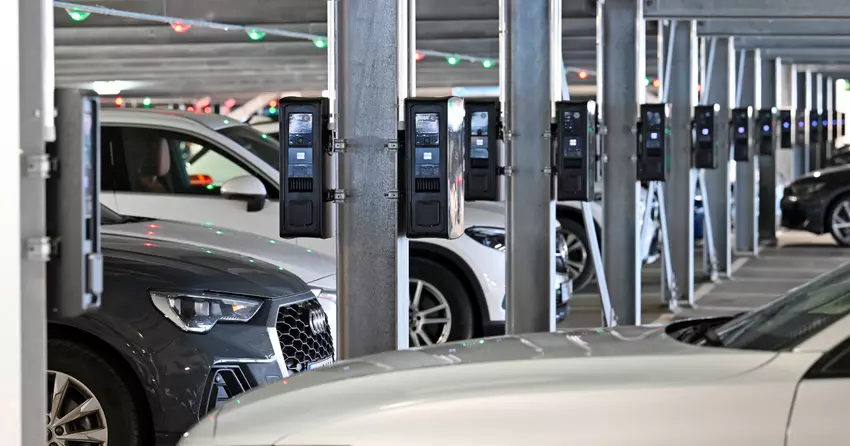 Ladestationen für Elektrofahrzeuge am Münchner Flughafen