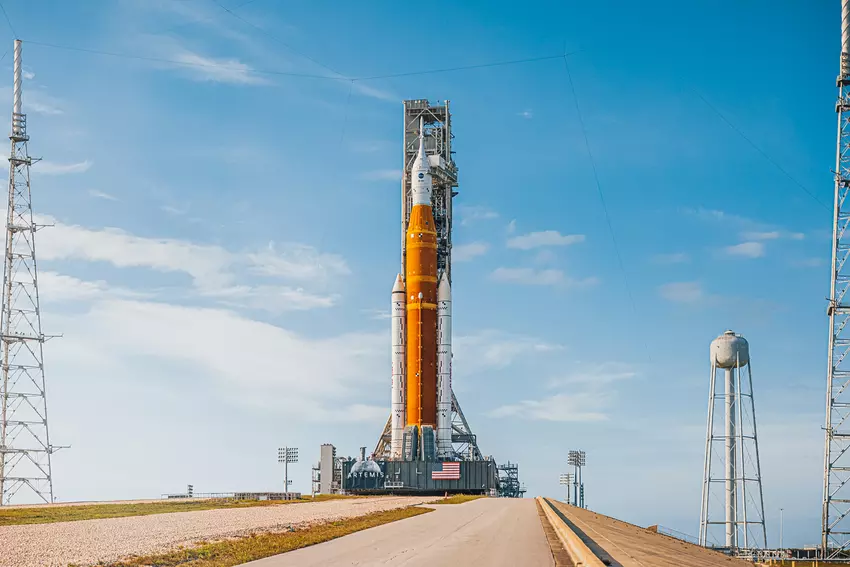 Die U.S. Space Force hat der NASA erlaubt, am 27. September eine Rakete des Space Launch Systems zu starten, aber jetzt ist das Wetter dagegen