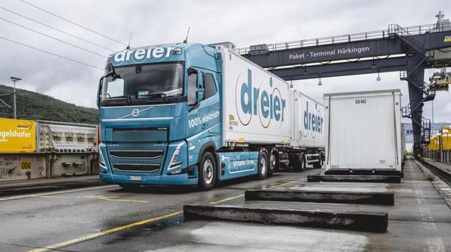 Volvo Trucks hat den Meilenstein von ...