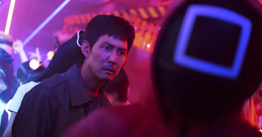 Der Protagonist der koreanischen Serie Squid's Game hat angekündigt, dass die lang erwartete zweite Staffel im Dezember auf Netflix erscheinen wird