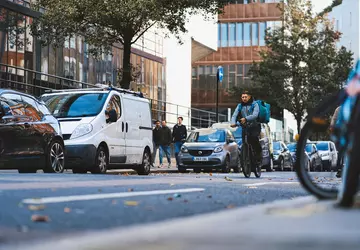 Britisches Verkehrsministerium: Selbstfahrende Autos werden bis ...
