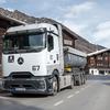 Mercedes-Benz GenH2-Lkw in den Alpen