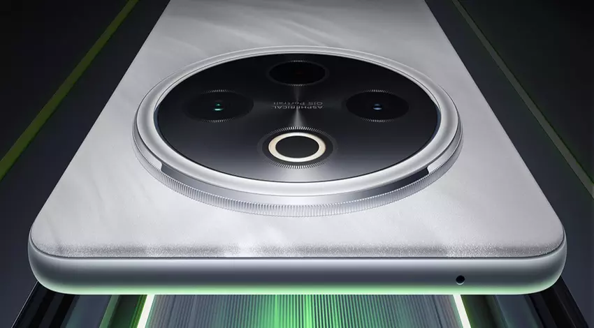 iQOO kündigt ein neues Z10-Smartphone mit einem 7300-mAh-Akku an