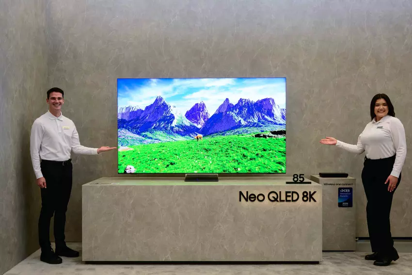Samsung Neo QLED 8K 2025 TV mit einer Diagonale von 85 Zoll.