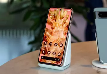 Der Anrufbildschirm des Google Pixel wird ...