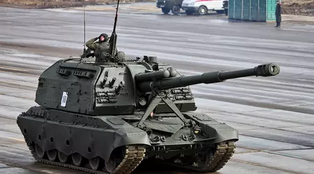 Ukrainische FPV-Drohne zerstört russische Panzerhaubitze Msta-S im Wert von 1,6 Millionen Dollar für 500 Dollar